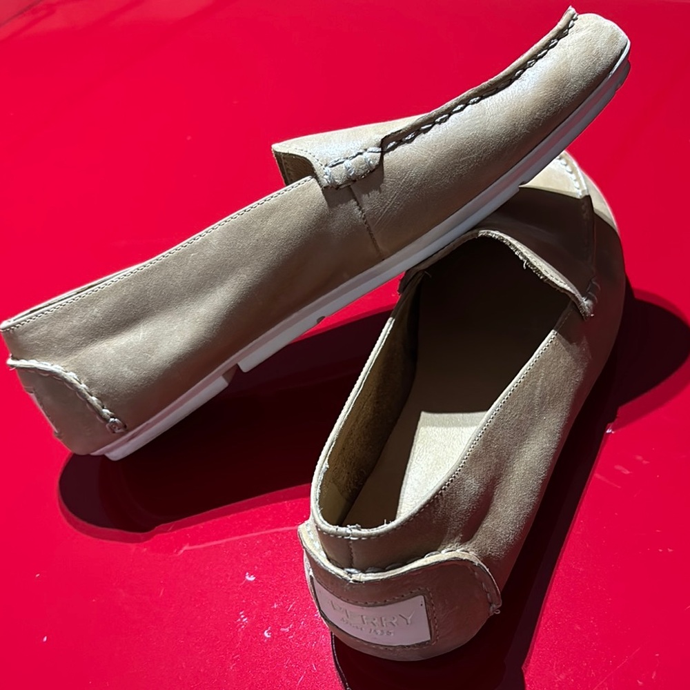 Sperry Tan Loafers Comfortable Flats
